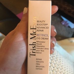- NIB TRISH MCEVOY RETINOL EYE CREAM